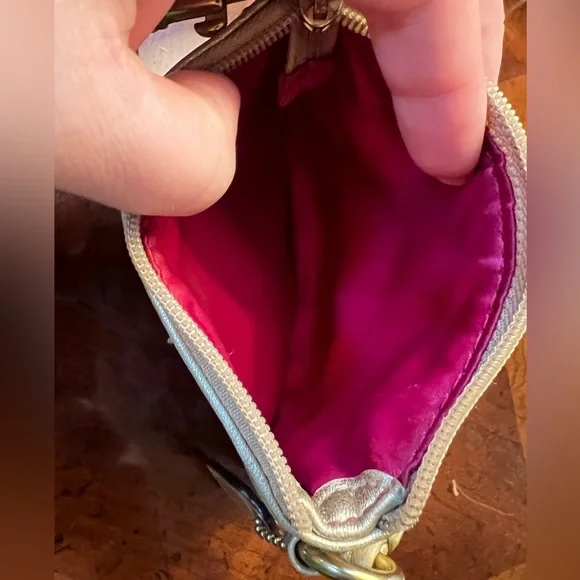 EUC jacquard Coach wristlet - Picture 2 of 4